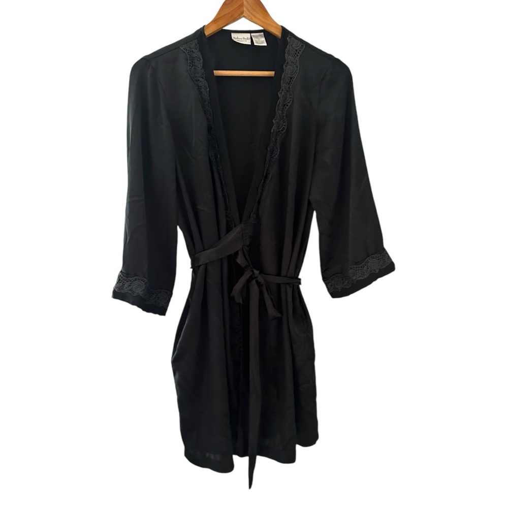 Madison Studio Intimates Womens Size Small Black Penny Lace Trim Robe